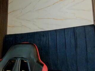 Jonas Lewis webcam model stream image