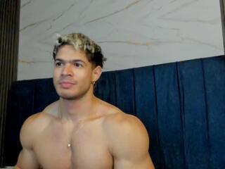 Jonas Lewis webcam model stream image