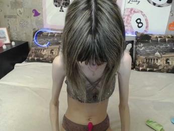 Unusual-G webcam bongacams model stream image