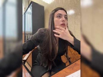 LustySass webcam model stream image