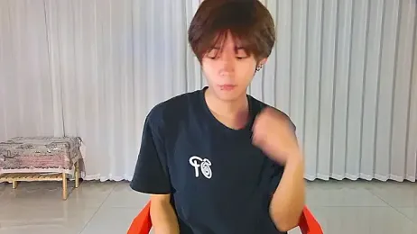 buding-001 webcam stripchat model stream image