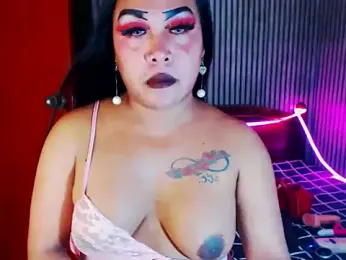 CumFactoryLuna webcam model stream image