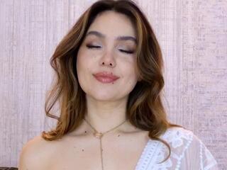 Claire Thonpsom webcam model stream image