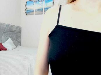 SofyMae webcam model stream image