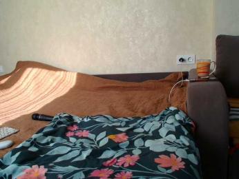 _Brionia_ webcam model stream image