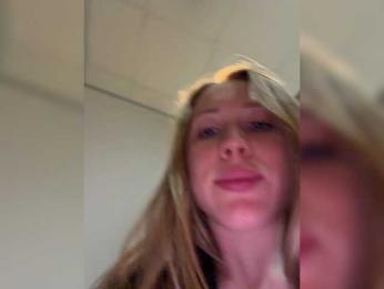 LiiBaby webcam bongacams model stream image