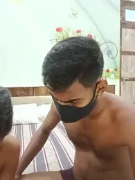 Desiboy8953 webcam stripchat model stream image