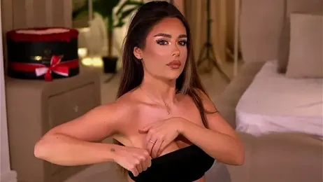 YasmineShaw webcam model stream image