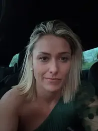 petrouchkaaa_ webcam stripchat model stream image