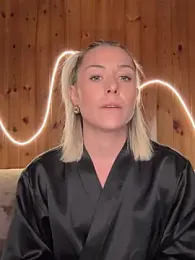 petrouchkaaa_ webcam model stream image