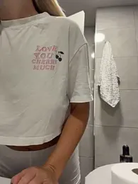 streetdoll webcam model stream image