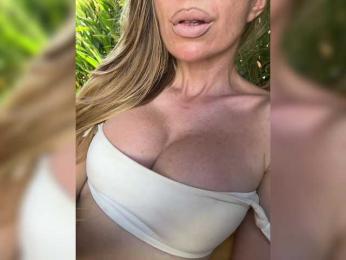 -AfricaYa- webcam model stream image