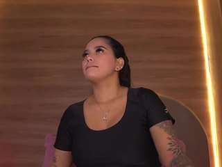 violeta-evanz webcam model stream image