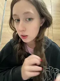 FroggyAnna webcam model stream image