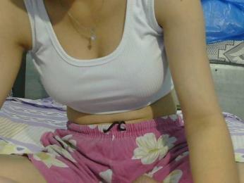 skinnyindiangirl77 webcam bongacams model stream image