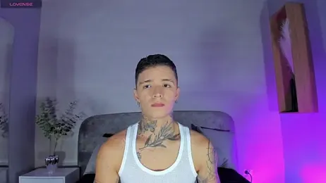 Ian_Castillo_ webcam stripchat model stream image