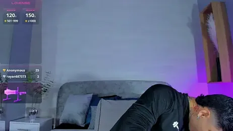 Ian_Castillo_ webcam model stream image