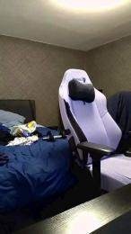 yoloyo93 webcam model stream image