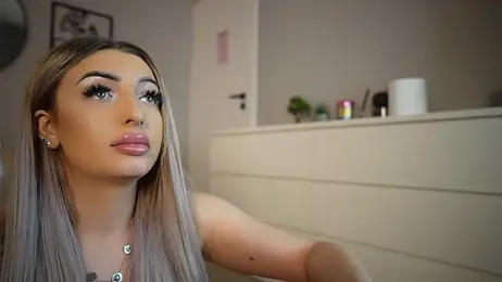 emily_bloom webcam model stream image