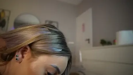 emily_bloom webcam model stream image