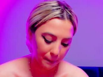 taahiraarabian webcam model stream image