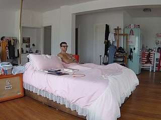 voyeurcam-celticiron-02 webcam camsoda model stream image