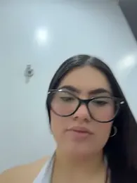 Valenhill@xh webcam stripchat model stream image