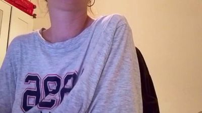 Larafoxok webcam cam4 model stream image
