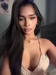 PrettyYoungHugeCockTS webcam stripchat model stream image