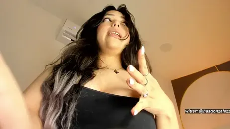 Has_gonzalez webcam model stream image