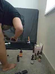 cinnaminnie webcam model stream image