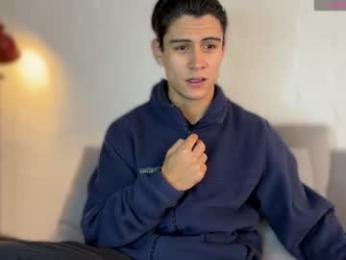 hey_cesard webcam chaturbate model stream image