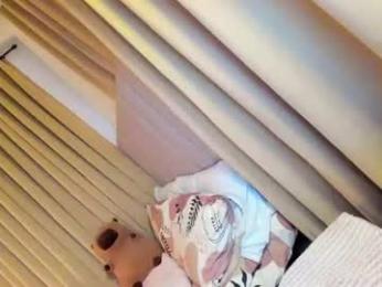 wildkittytrans webcam model stream image