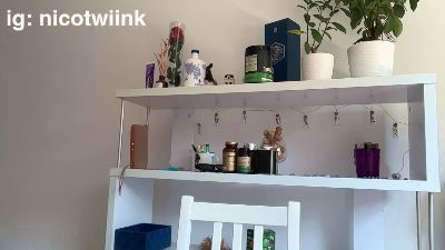 twinkniko webcam model stream image