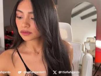 sweet_littleee webcam chaturbate model stream image