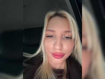 Cristi-Candy webcam bongacams model stream image