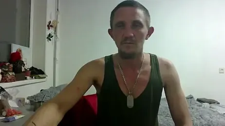 Twolatte1520 webcam model stream image