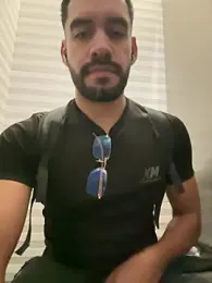 Leon__Hart_ webcam model stream image