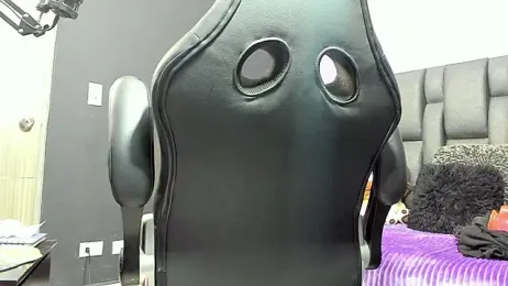 Lyon_vach webcam stripchat model stream image