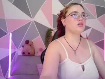 andrewanndcherry webcam model stream image