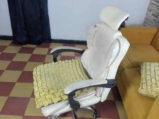 mike-guzman webcam model stream image