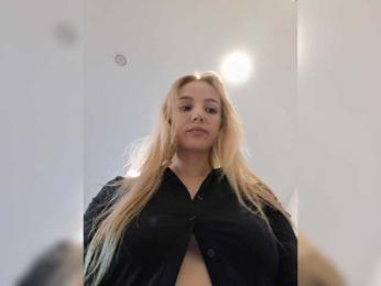 ROSALIA webcam bongacams model stream image