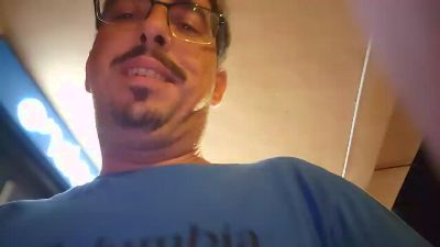 Luigis33 webcam model stream image