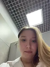-NaughtyAngel- webcam model stream image