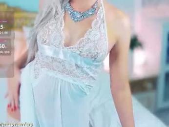amoramias webcam model stream image