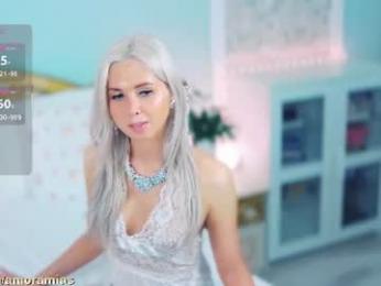 amoramias webcam model stream image