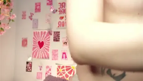 AmiLewis webcam model stream image