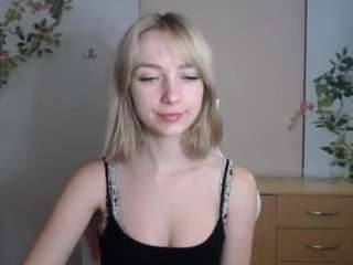 lucialittle webcam camsoda model stream image