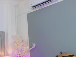 Annie Gills webcam model stream image