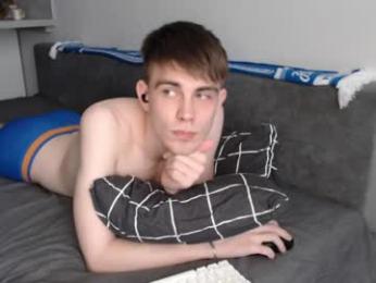 cute_oliver webcam model stream image